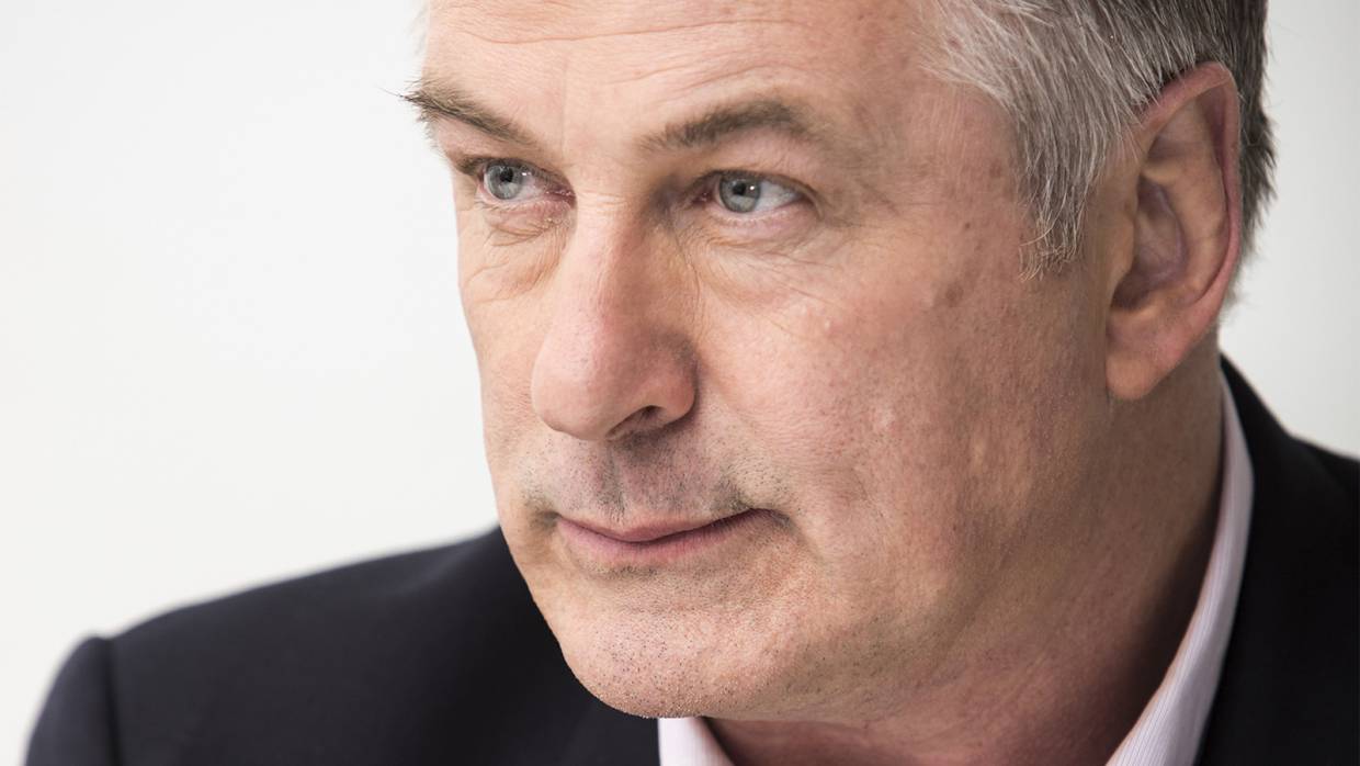 Звездный адвокат Добровинский объяснил, виновен ли Болдуин в трагедии со смертью на съемках фильма Шоу-бизнес