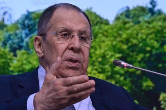 стармер мерц и макрон агрессивное ядро европы лавров