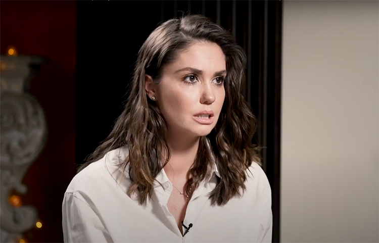 Агата Муцениеце в интервью Ксении Собчак: о разводе с Павлом Прилучным, домашнем насилии и отношении к Регине Тодоренко Звезды,Звездные пары