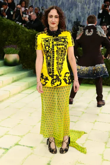 13 неудачных образов Met Gala: Хайди Клум в образе статуи, Хейли Бибер в золоте и 