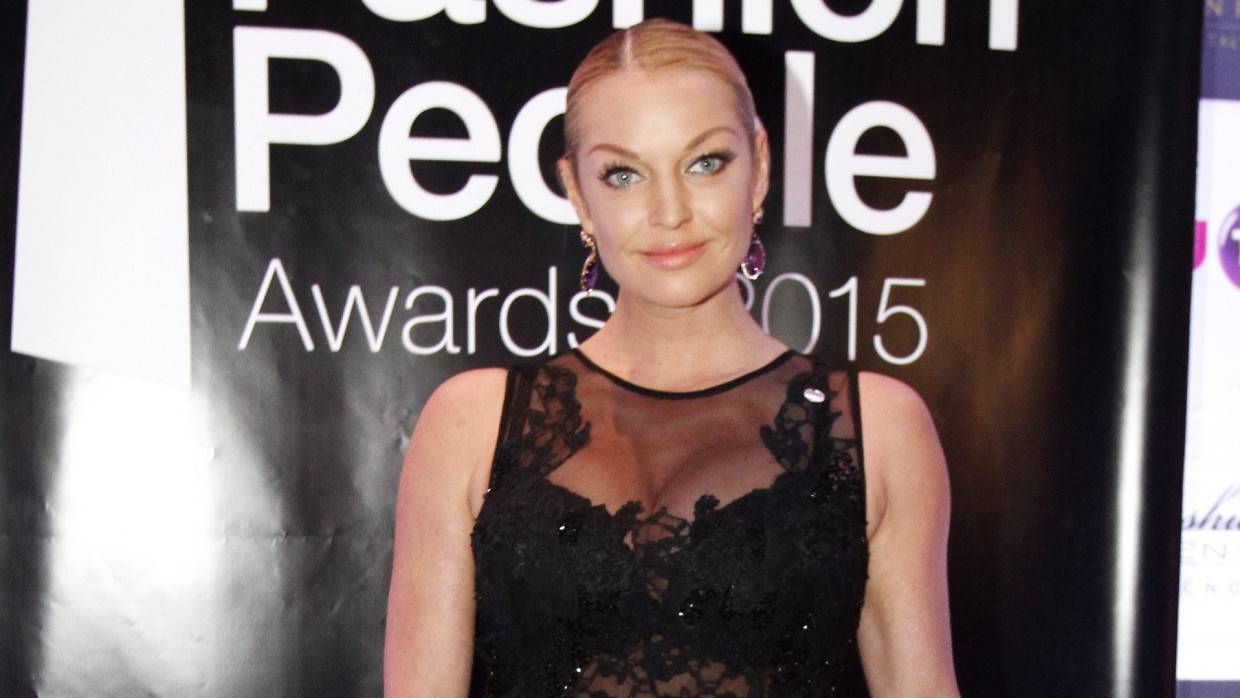 Балерина Волочкова устроила скандал из-за цветов в шоу «ЧБД»