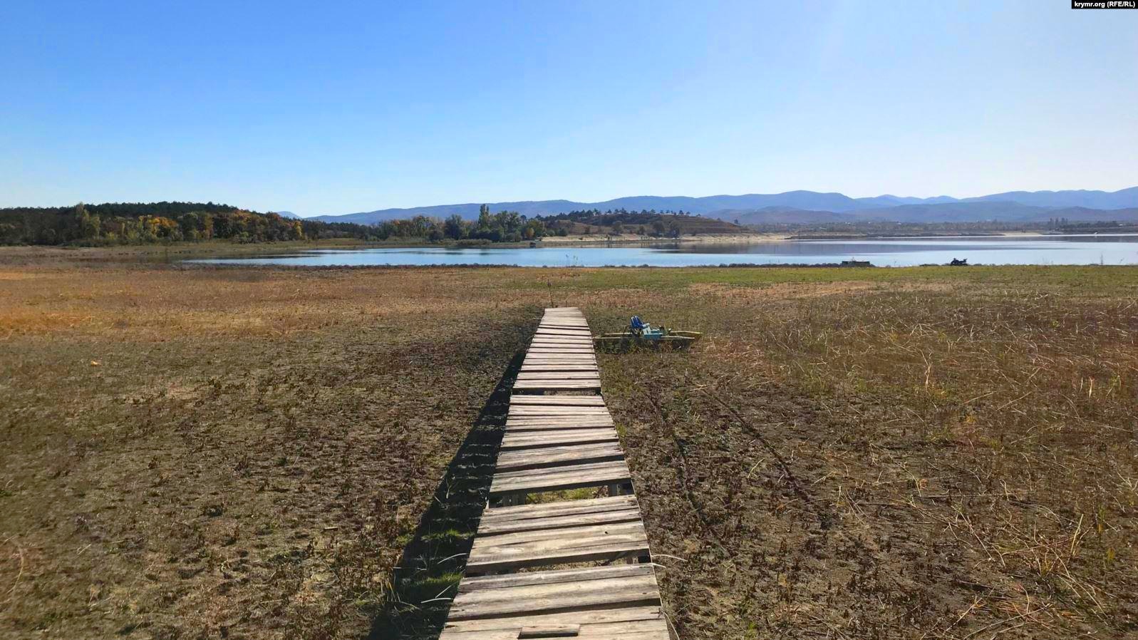 Из-за пересохших рек в два водохранилища Крыма перестала поступать вода кубометров, время, водохранилища, выпало, миллиона, которая, начале, Бельбек, несколько, Альма, всего, нормы, только, Салгир, осени, полуострова, БиюкКарасу, Черная, месяца, районах