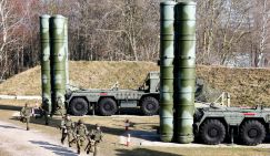 Российские Су-35 и С-400 у Москвы союзники снова отрывают с руками. Вот только не забыть бы про собственную армию