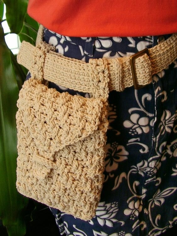 12 стильных вязаных и сшитых сумочек на пояс вдохновляемся,вязание,шитье