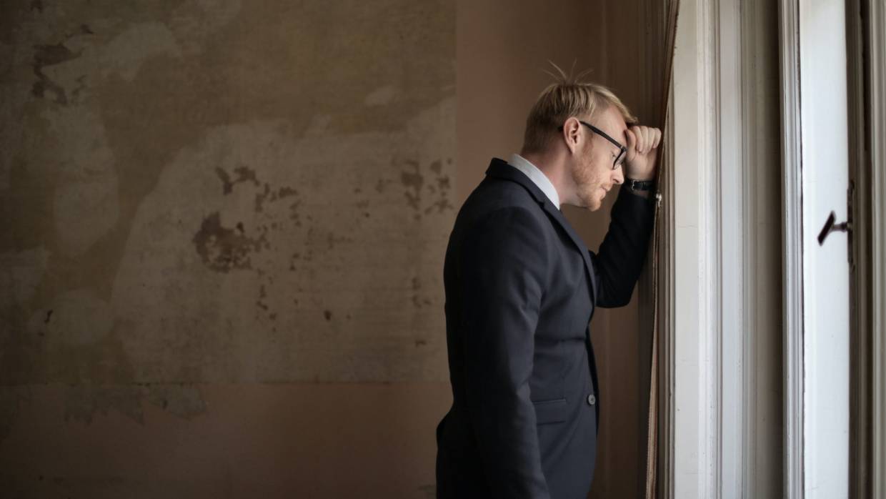 Надо быть счастливым, а только потом успешным: психотерапевт объяснил, как перестать себя ругать Надо быть счастливым, а только потом успешным: психотерапевт объяснил, как перестать себя ругать Общество