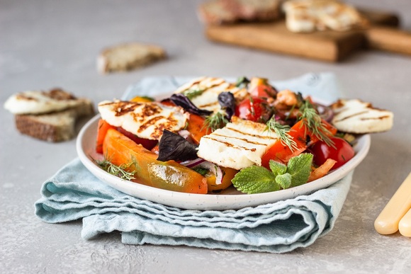 8 вкусных салатов с сыром 8 вкусных салатов с сыром
