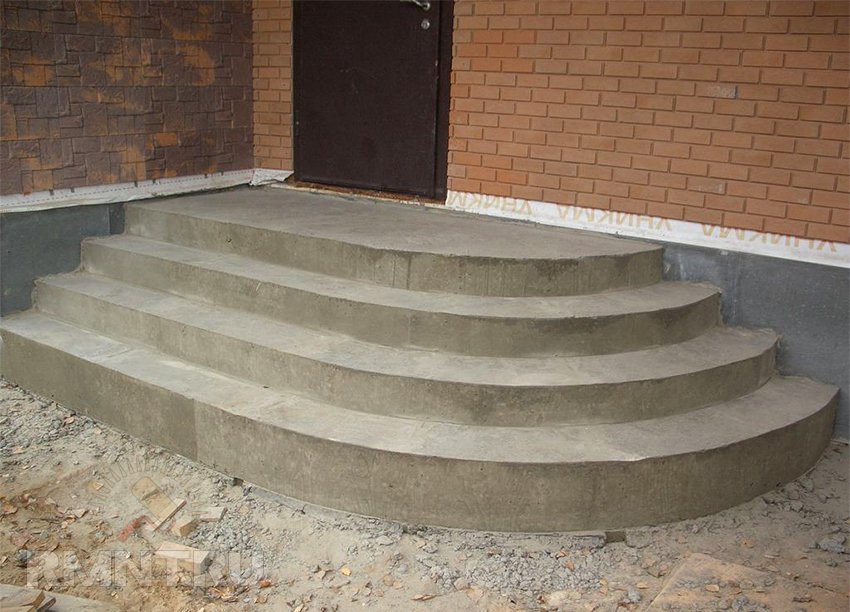 Как правильно рассчитать радиусные ступени бетонного крыльца