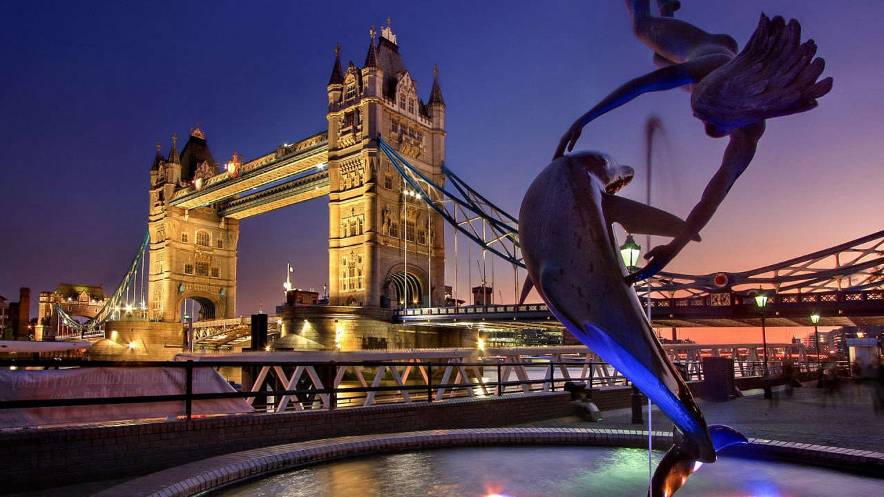 Цены выросли на все: как попытка Джонсона «заморить» Россию сказалась на британцах