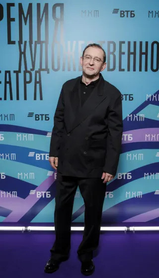 Константин Хабенский, Александр Петров с женой, Светлана Бондарчук посетили премию МХТ дочерью, Апексимова, Александр, Виктория, Дарьей, театра, Светлана, Сигалова, Ирина, женой, ПетровыАлександр, Художественного, Анной, молодых, АндрееваКристина, ТолстаяМария, ВайнбергСтася, Михаил, дарованийФото, Меськова