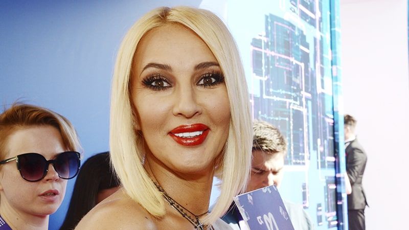 Звезды взвинтили цены на рекламные посты в своих соцсетях