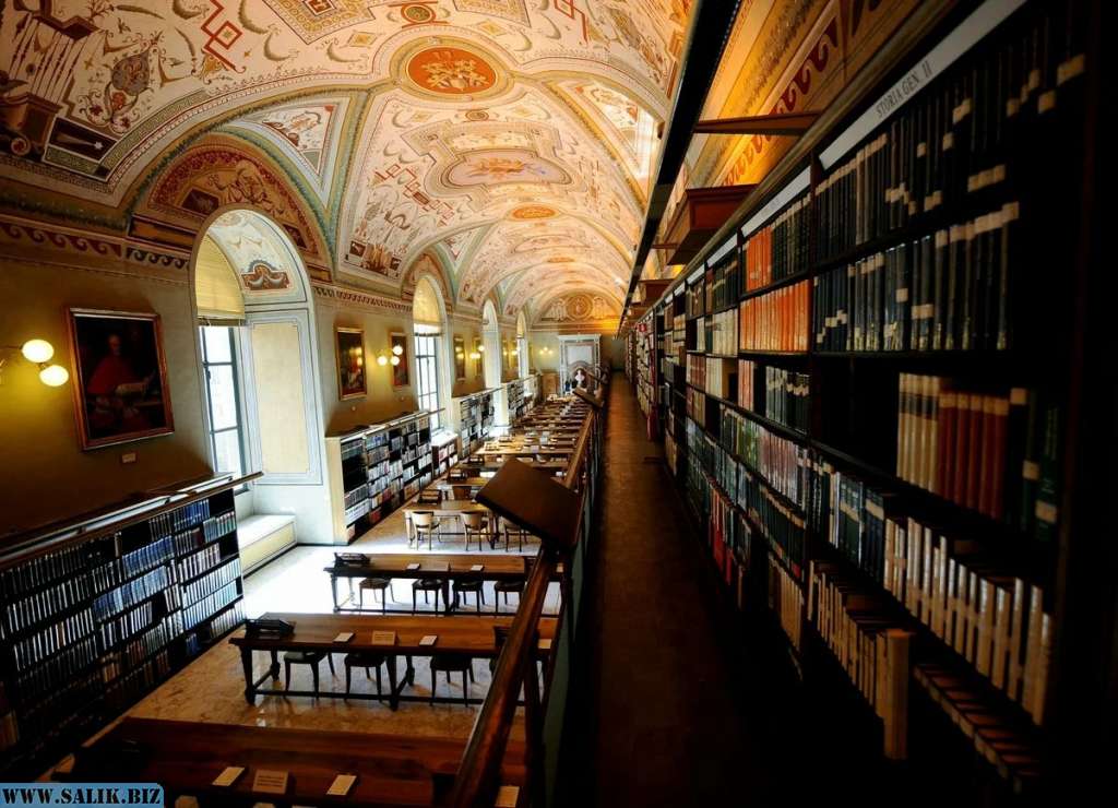 Ватикан. Что за тайны скрывают в библиотеке самого маленького государства в мире?