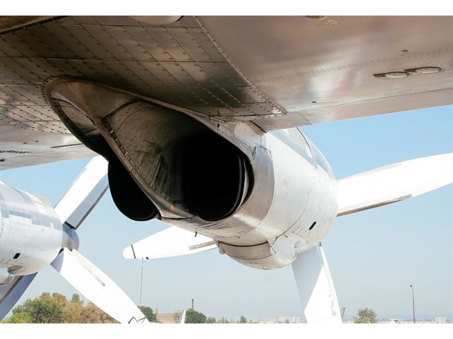 Николай Кузнецов — легенда, отправившая в прорыв ракеты и реактивную авиацию СССР Николай Кузнецов — легенда, отправившая в прорыв ракеты и реактивную авиацию СССР история