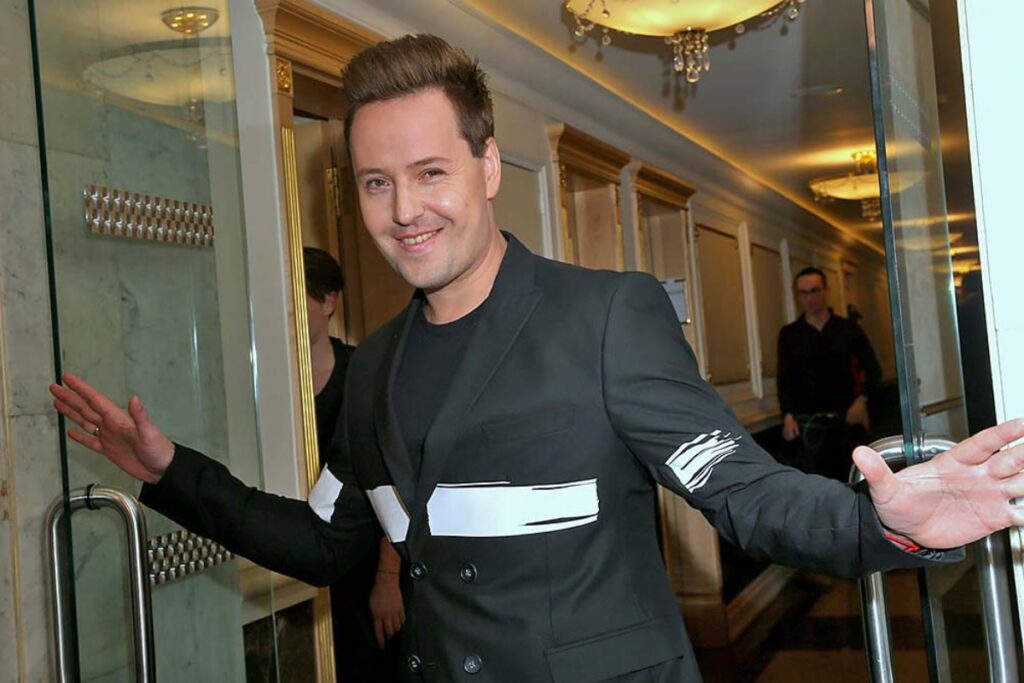 Голос из другого измерения: как тайна и любовь создали кумира миллионов — Витаса