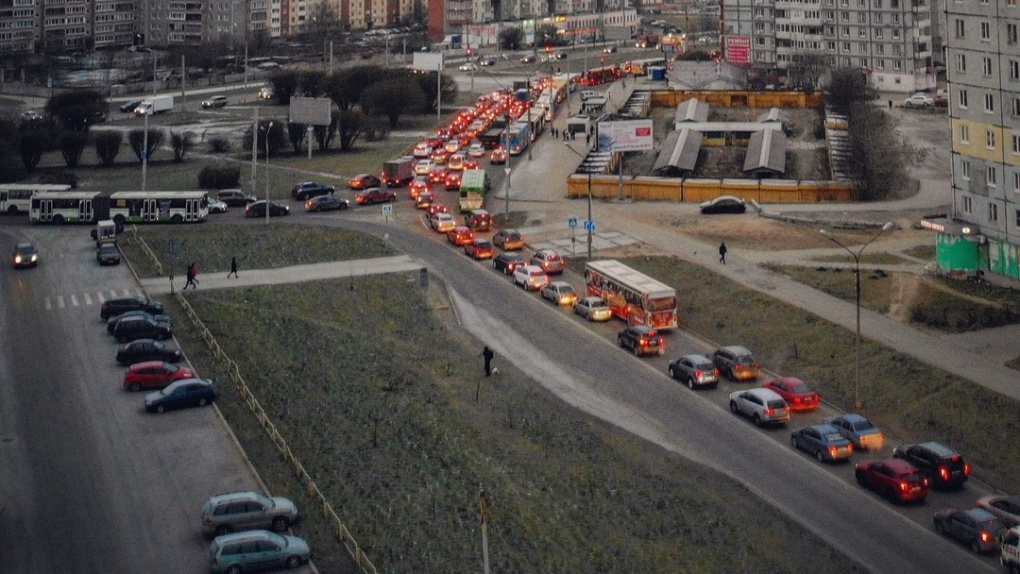 пробка череповец сейчас. пробки гороховец. новый мост в череповце на карте. пробки октябрьский мост. пробка череповец сейчас.