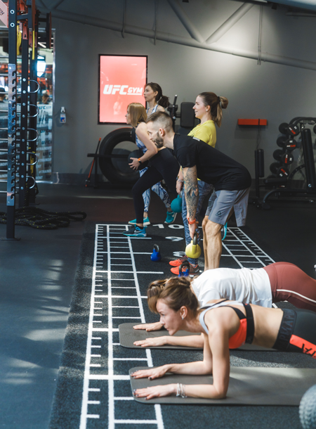 От косметической премии до spa-процедур в кино: бьюти-дайджест недели Красота,Уход за кожей и волосами