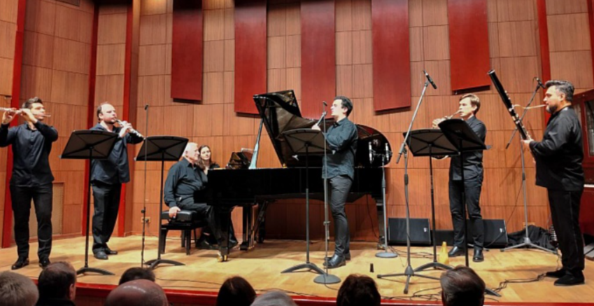 Музыканты «Камераты РНО» представили концертную программу в честь 70-летия Леонида Десятникова - актуальные новости по теме Леонид десятников на Toplenta