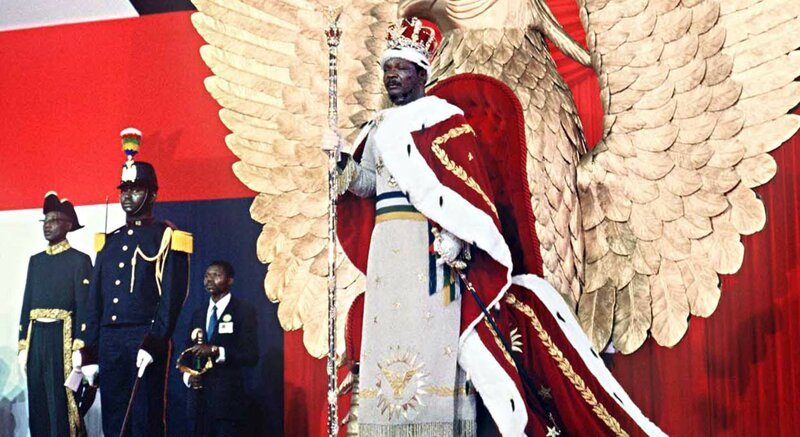 Каннибализм, наркотики и геноцид: топ-5 самых странных военных диктатур