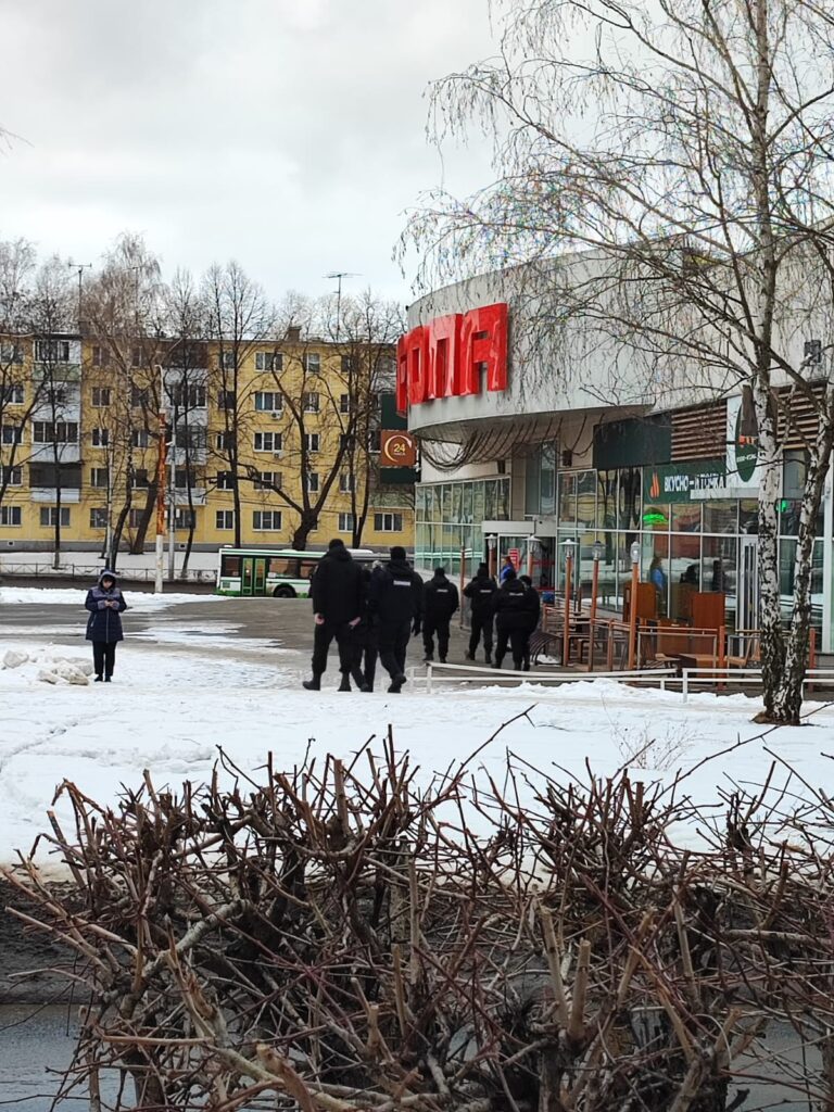 В рязанский торговых центрах полицейские проводят рейды