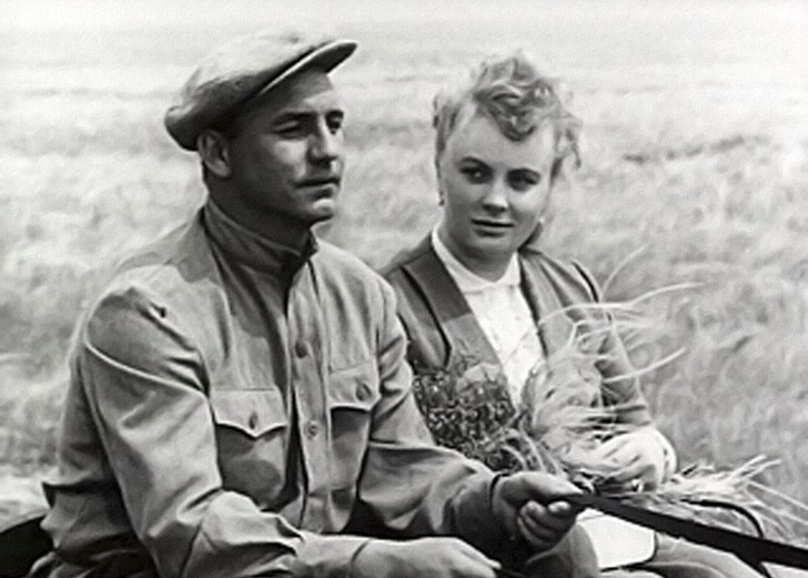 Как первый красавец советского кино 9 лет добивался женщину, которая была равнодушна к нему актёры
