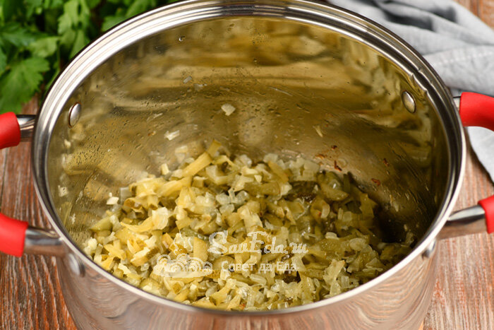 Быстрая рыбная солянка из консервов - не просто вкусная, а очень вкусная Быстрая рыбная солянка из консервов - не просто вкусная, а очень вкусная просто, вкусу, банка, рыбным, мелко, хлебом, хрустящим, сметаной, лимона, кислинкой, вкусом, молотый, солянки, солянку, солянка, консервы, будет, пожирнее, укроп, зеленью