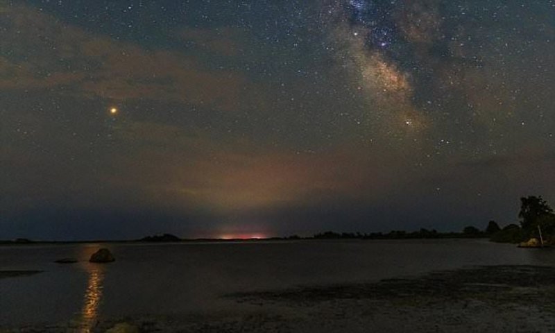 Фотограф заснял необычайное сияние Марса красивый вид, красота, марсовая дорожка, необычно, океанский пейзаж, уникальное фото, фото, фотография