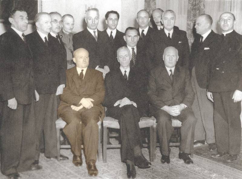 Польское правительство в изгнании. Эмигранты — друзья оккупантов Польское правительство в изгнании. Эмигранты — друзья оккупантов