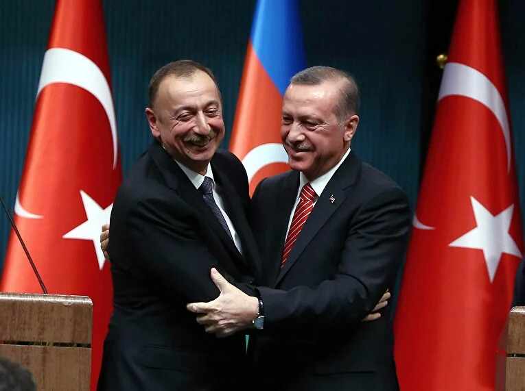 Азербайджан должен превратиться в точку «сборки» «Великого Турана»