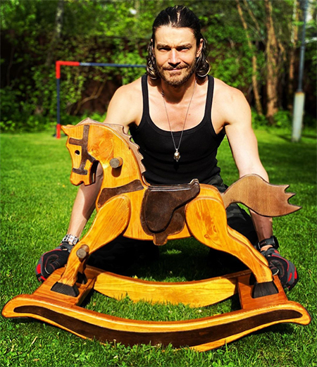 Елизавета Боярская показала, какой подарок Максим Матвеев сделал своими руками младшему сыну Елизавета Боярская показала, какой подарок Максим Матвеев сделал своими руками младшему сыну Дети,Дети знаменитостей