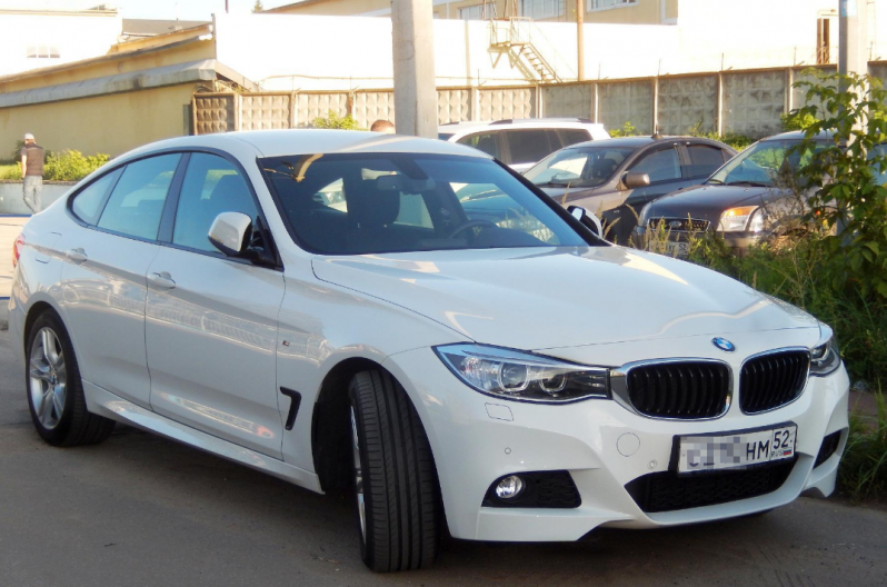 Автохам на BMW "учил" школьный автобус с детьми автохам, быдло, дети, учитель, шкльный автобус