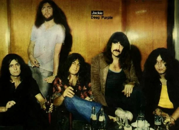 «Fireball» – это второй шедевр группы Deep Purple. Причем гораздо более значительный альбома, альбом, «Fireball», группы, только, просто, «Deep, Purple, всего, песни, совсем, таким, очень, впоследствии, композиции, видео, другим, музыканты, когда, композиция