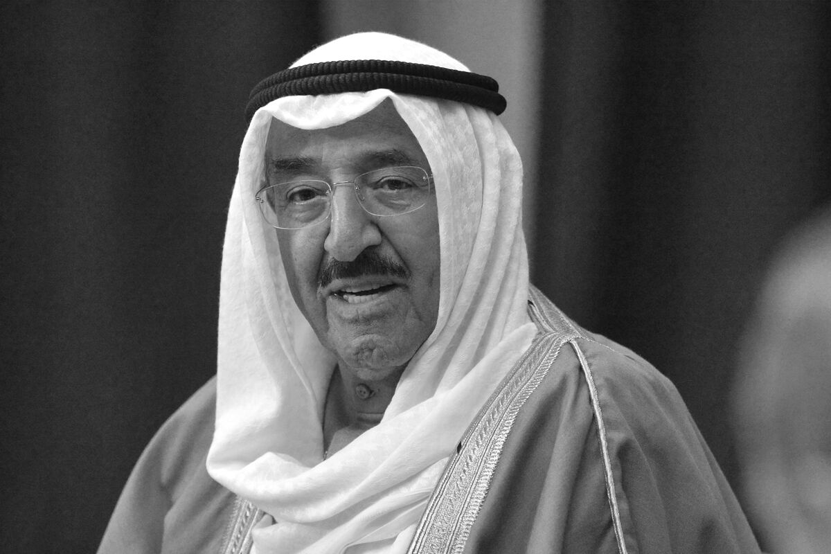 Эмир кувейта. Наваф Аль-Ахмед Аль-Джабер. Наваф Аль-Ахмед Аль-Джабер Аль-мубарак АС-Сабах Кувейт, 86 лет. Эмир Кувейта Мишаль.