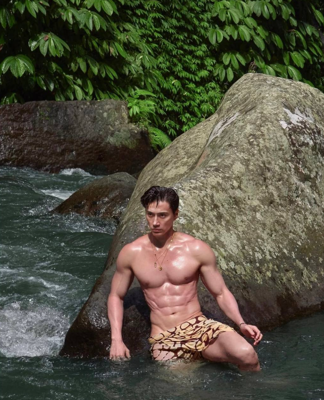 В свои 60 выглядит на 20: фотограф Чуандо Тан из Сингапура поделился секретом вечной молодости Чуандо, гораздо, Среди, организм, старение, говорит, обязательных, вечной, потому, тренировки, прост, создавать, впечатление, будто, каждый, Также, часов, считает, только, фотограф