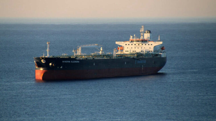 WSJ: Россия увеличивает экспорт нефти за счет тайных покупателей
