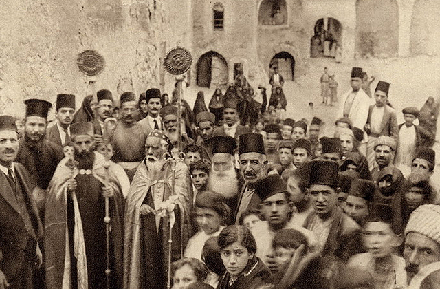 Ассирийцы. Праздник в сирийском православном монастыре в Мосуле, нач. XX века
