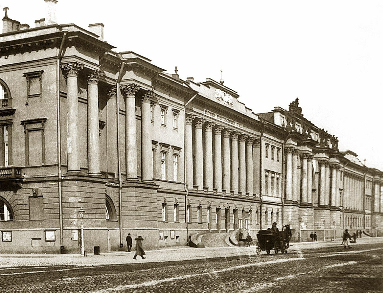 Синод при александре 3. Здание Священного Синода в Санкт-Петербурге 1910. Памятники Синодального периода. Санкт Петербургской духовной Академия какой район Санкт-Петербурга.