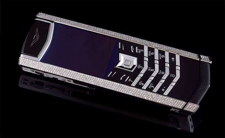 Vertu Signature Diamond