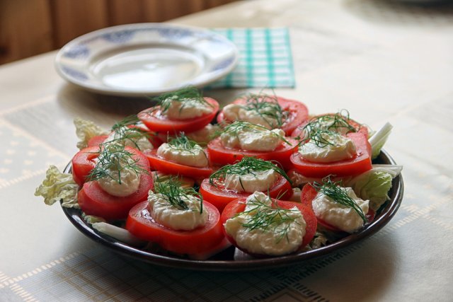 Блюда, которые можно приготовить из томатов и ими же украсить кулинария,рецепты
