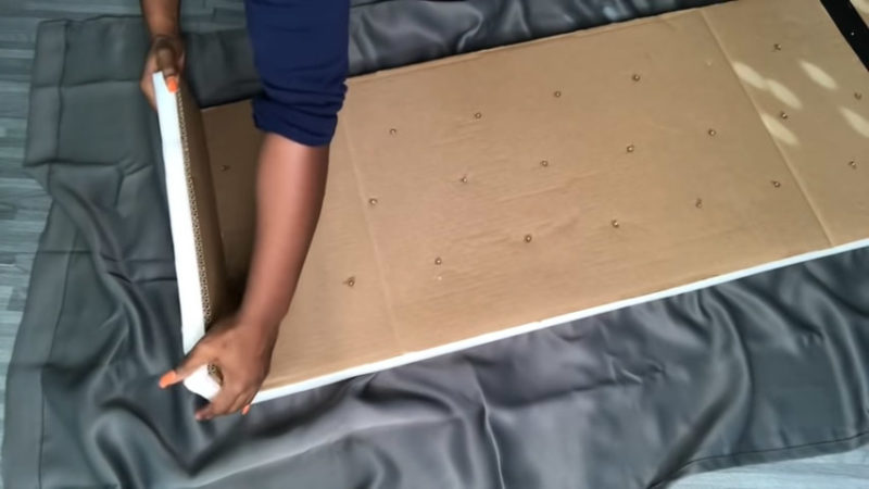 Необычное украшение комнаты с использованием обычной картонной коробки Необычное украшение комнаты с использованием обычной картонной коробки дизайн,домашний очаг,интерьер,переделка,рукоделие,своими руками