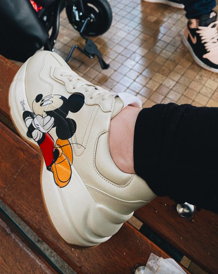 К истокам: Кристина Агилера с женихом Мэттью Ратлером и детьми в Диснейленде Дети,Дети знаменитостей