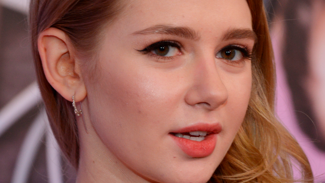 Уколова пожаловалась на отвратительное поведение Галины Боб на съемках «Деффчонок»