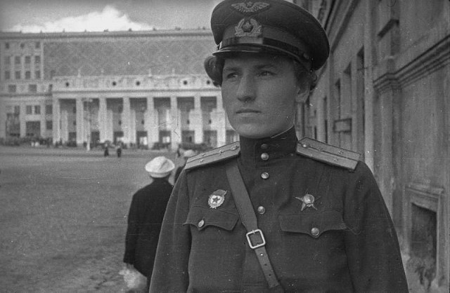 Буданова Екатерина Васильевна : женщина-истребитель Герой Российской Федерации Буданова Екатерина Васильевна : женщина-истребитель Герой Российской Федерации Война и мир