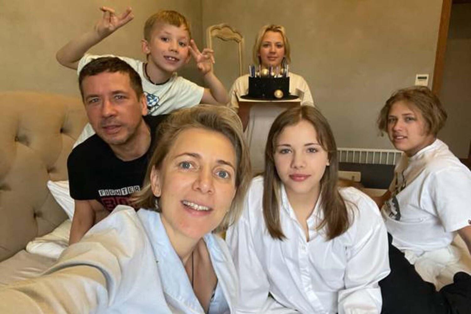 Жена уехала за границу, оставив детей мужу: Андрей Мерзликин раскрыл правду о разводе детей, Мерзликин, актер, чтобы, остались, развода, Макаром, России, Макар, психолог, Анной, часто, Мерзликина, отношения, супруги, сохранить, живет, другой, Серафима, Андрей