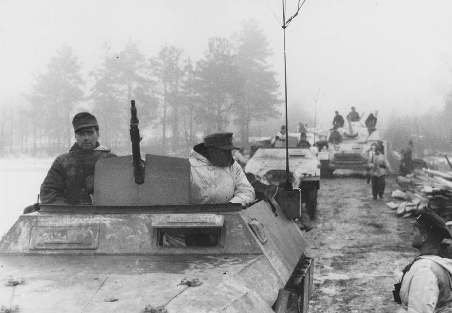​Колонна Бригады сопровождения фюрера. Арденны, декабрь 1944 года 7tharmddiv.org - Долгие блуждания оберста Ремера | Warspot.ru