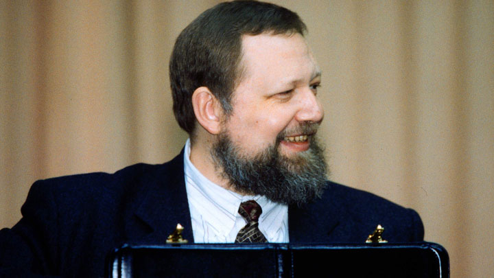 Связи и финансовые махинации: Как Андрей Костин стал одним из самых богатых людей России россия