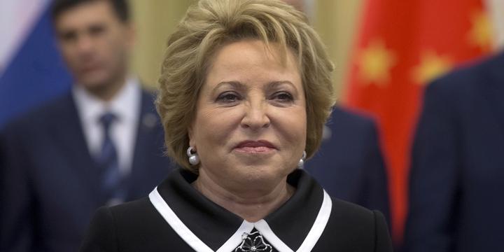 В Совфеде попросили россиян не дискриминировать богачей у власти