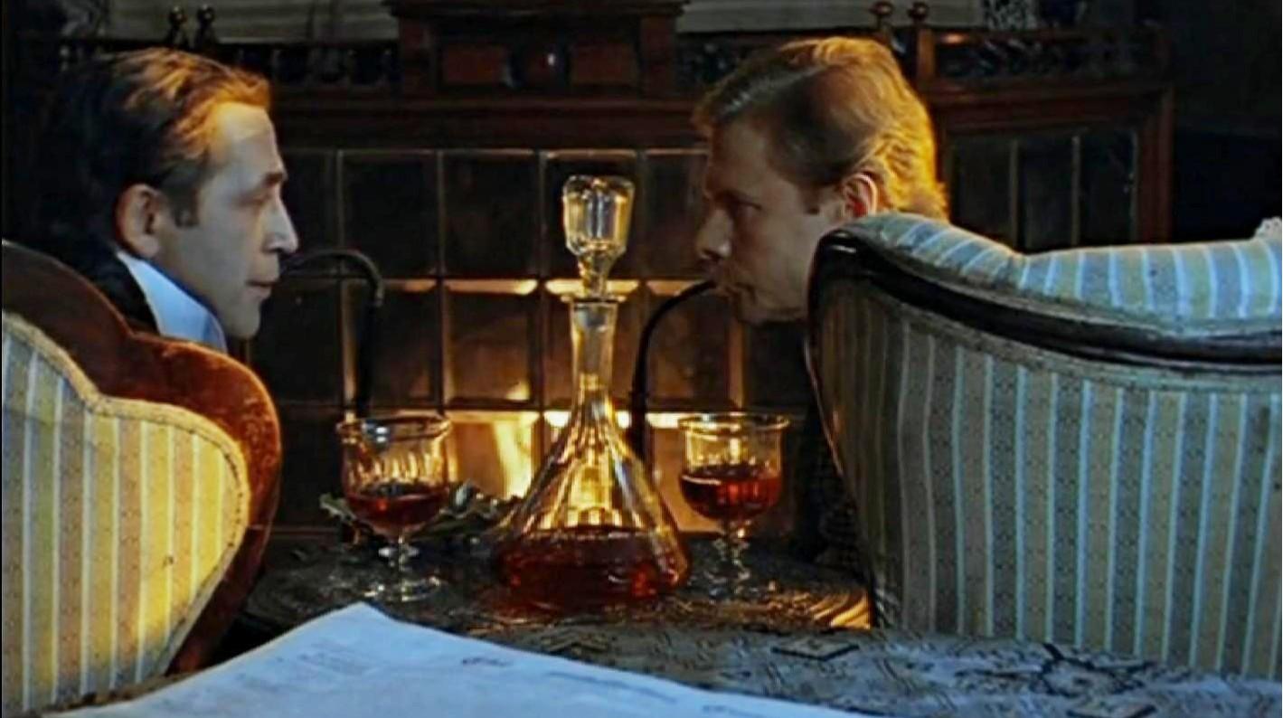 20 идеальных детективов для зимнего вечера