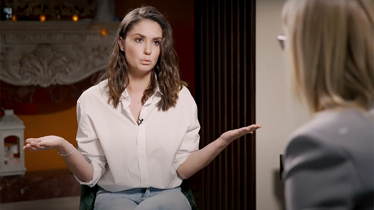 Агата Муцениеце в интервью Ксении Собчак: о разводе с Павлом Прилучным, домашнем насилии и отношении к Регине Тодоренко Звезды,Звездные пары