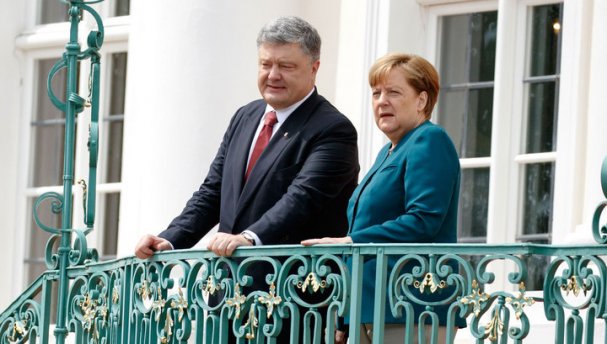 У Порошенко сделали важное заявление по нормандскому формату после встречи с Меркель 