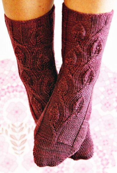 Красивые вязаные носки: 40 идей для вязания спицами носки, спицами, Красивые, конечно, домашних, объемные, толстые, носочки, ажурные, могут, вяжут, крючком, всего, вязаные, вязать, можно, Носки, погоду, прохладную, ножки