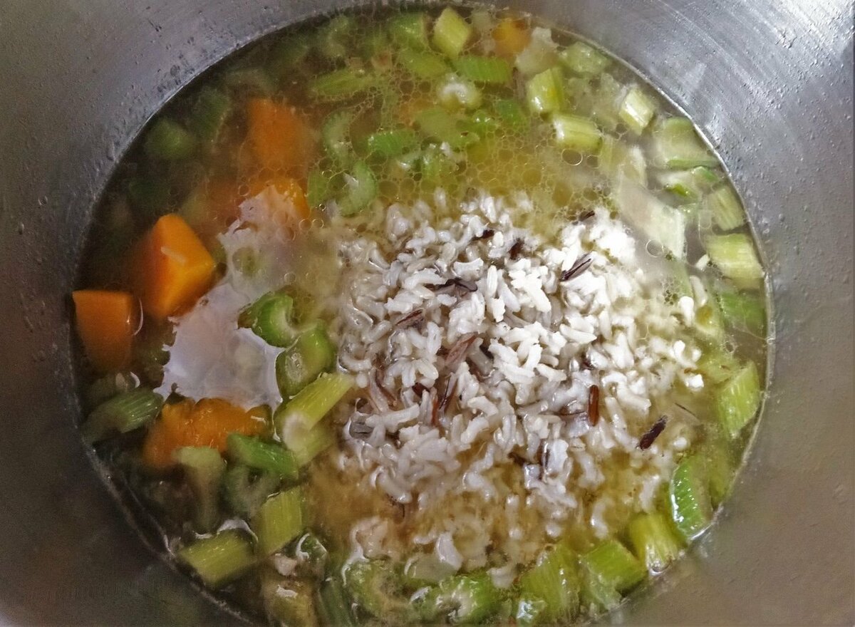 Овощной суп с бурым рисом очень полезный и быстрый в приготовлении бурым, бурого, дикого, рисом, минут, бульон, медленном, своим, овощами, сочетается, кусочками, диким, супах, овощного, кубиком, особенно, весом, полезен, готовить, Отлично